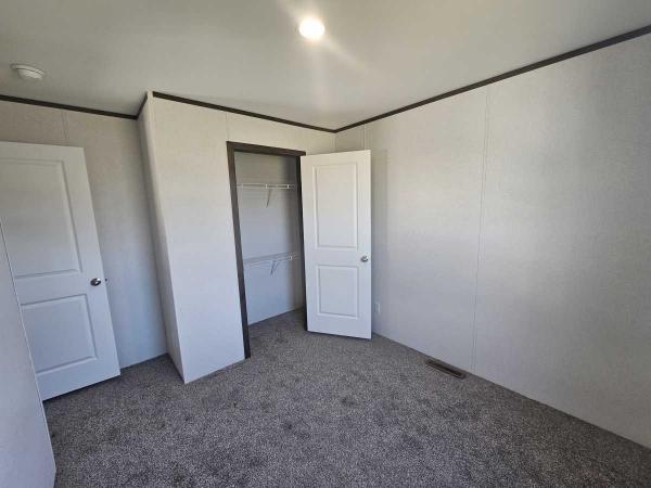 2025 Friendship Vista 193501 Manufactured Home