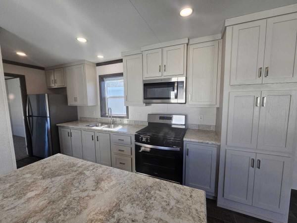 2025 Friendship Vista 193501 Manufactured Home