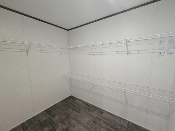 2025 Friendship Vista 193501 Manufactured Home