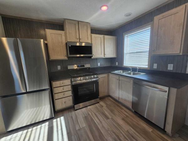 2025 Clayton Adrenaline 5216-4209 Manufactured Home