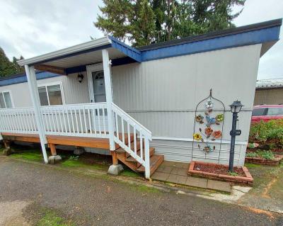 Photo 2 of 16 of home located at 620 SE 2nd Ave Sp. #24 Canby, OR 97013