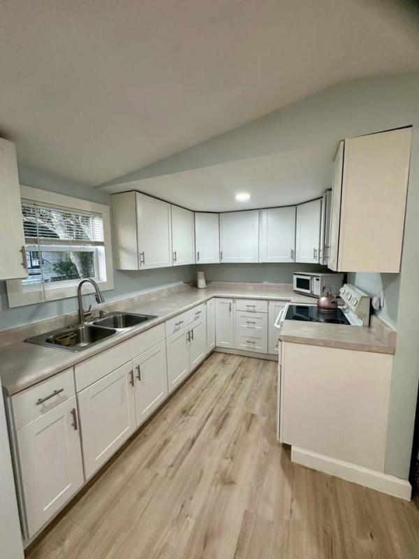 1988 Knox Mobile Home