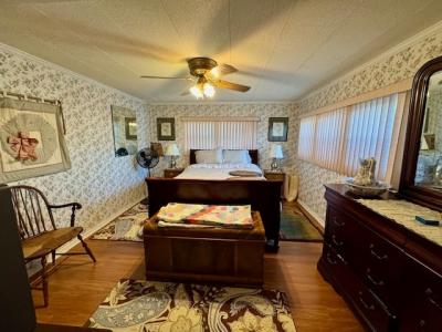 Photo 5 of 8 of home located at 604 Fountainview S Lakeland, FL 33809