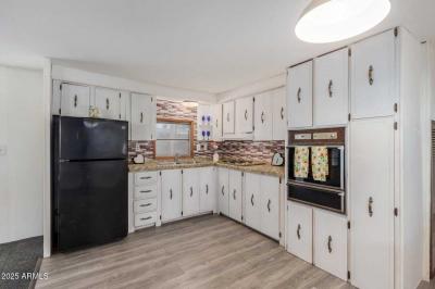 Photo 2 of 15 of home located at 16225 N Cave Creek Rd #1 Phoenix, AZ 85032