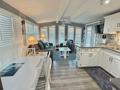 Photo 2 of 17 of home located at 2760 S Royal Palm #105 Apache Junction, AZ 85119