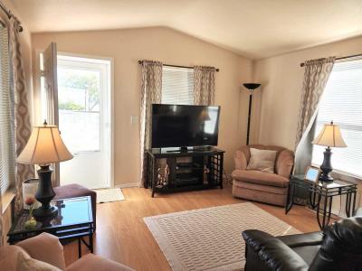 Photo 4 of 18 of home located at 1280 N. Ironwood Drive, Lot 63 Apache Junction, AZ 85120