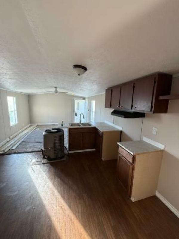 Photo 1 of 2 of home located at East Texas Home Center, Llc 2749 Us 69 Lumberton, TX 77657