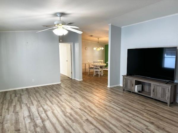 2000 Palm Harbor Manufactured Home