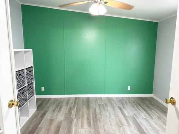 2000 Palm Harbor Manufactured Home