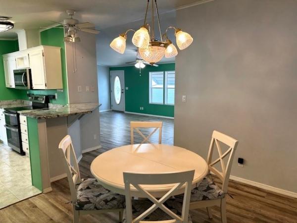 2000 Palm Harbor Manufactured Home