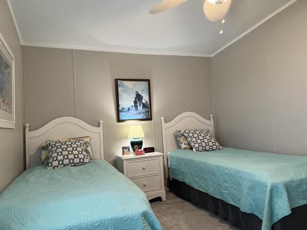 2003 Homes of Merit HS Mobile Home