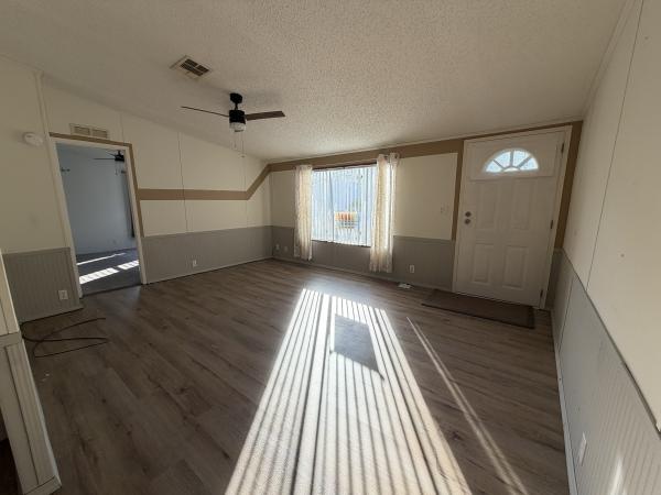 2002 Fleetwood FLA/B7094709475 Mobile Home