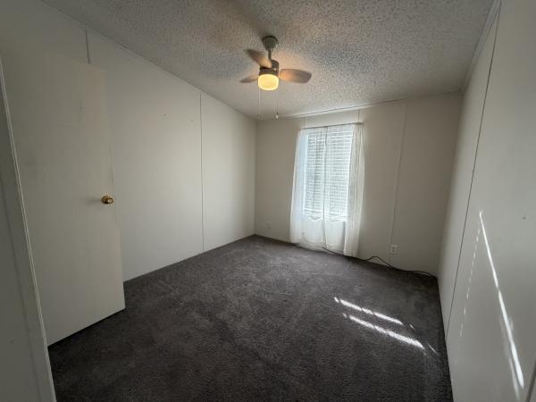 2002 Fleetwood FLA/B7094709475 Mobile Home