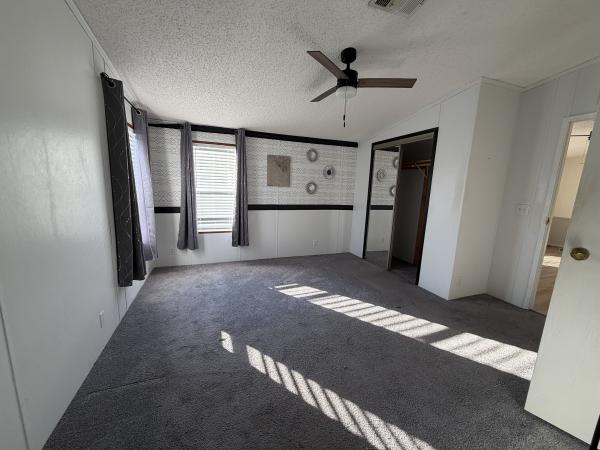 2002 Fleetwood FLA/B7094709475 Mobile Home