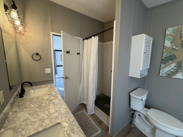 2002 Fleetwood FLA/B7094709475 Mobile Home