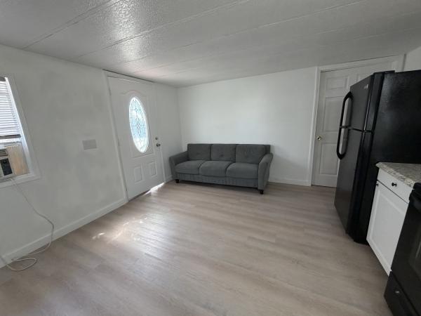 1980 FAMI FH3683 Mobile Home