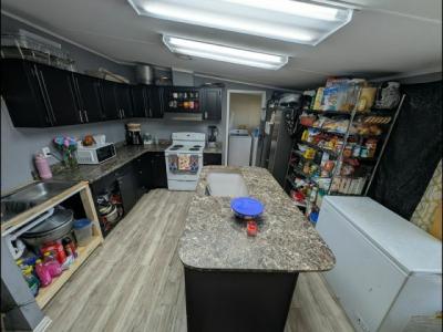 Mobile Home at 44 South Four Seasons Road Palm Beach Gardens, FL 33410