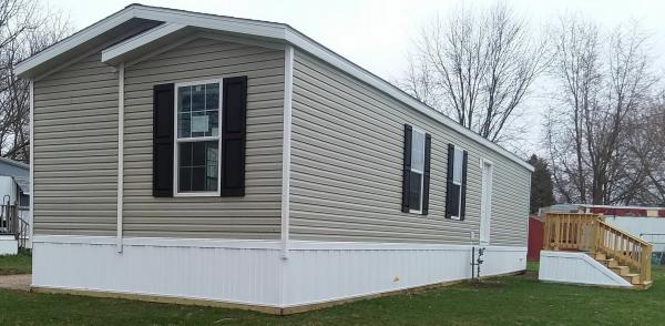 2021 Champion Dutch Diamond II Mobile Home