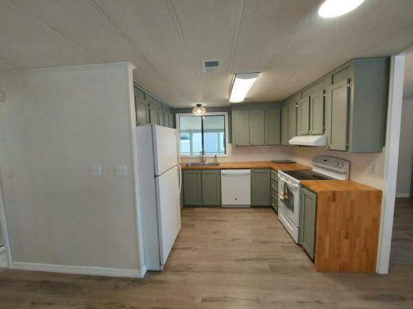 1985 Palm Harbor 5525A Manufactured Home