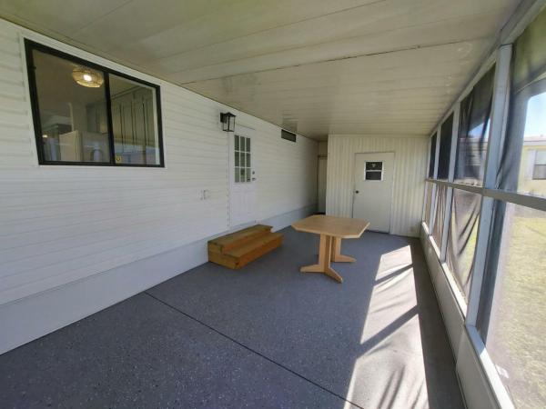 1985 Palm Harbor 5525A Manufactured Home