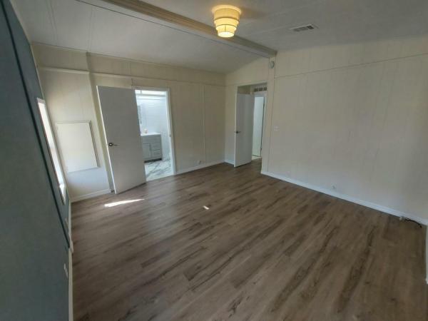 1985 Palm Harbor 5525A Manufactured Home