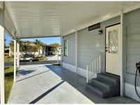 1988 HS Barrington Manufactured Home