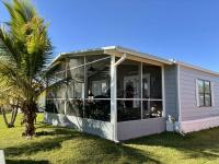 1988 HS Barrington Manufactured Home