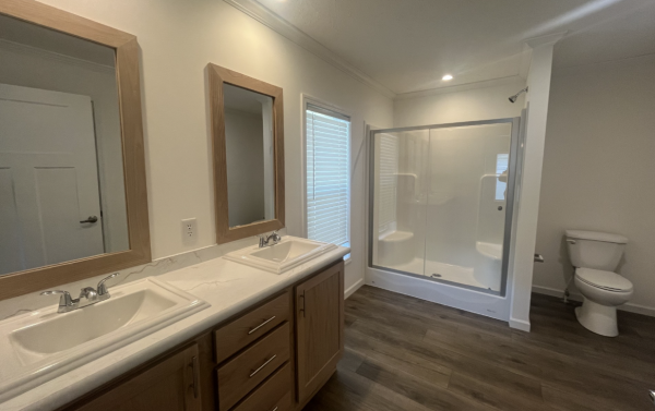 2025 Skyline 2LN687 Mobile Home