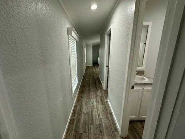 2025 Elliott Mobile Homes Emerald Mobile Home