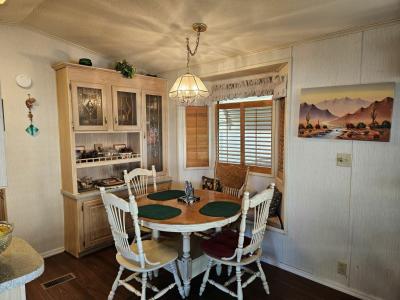 Photo 4 of 19 of home located at 8701 S Kolb Rd Lot 18-382 Tucson, AZ 85756