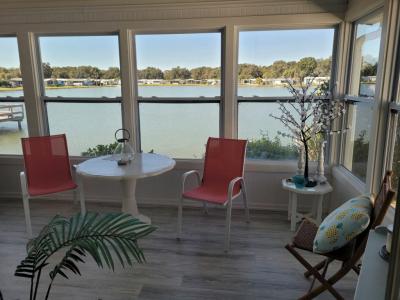 Photo 4 of 20 of home located at 6155 Spring Lake Cir Zephyrhills, FL 33540