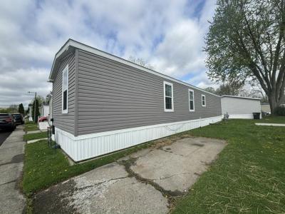 Photo 5 of 18 of home located at 24343 Waycross Harrison Township, MI 48045