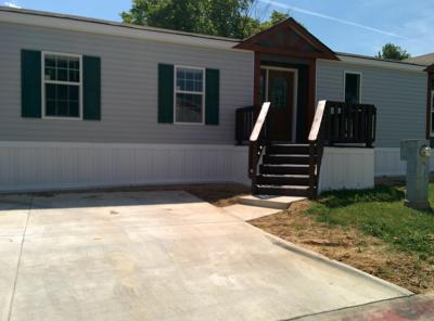 Mobile Home at 3211 W Division Street #165 Arlington, TX 76012