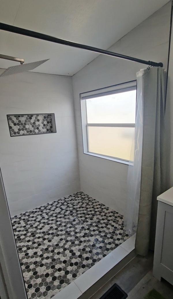 2001 Redman Mobile Home For Sale