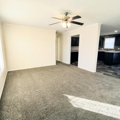 Photo 2 of 12 of home located at 3887 Broken Oak White Lake, MI 48383