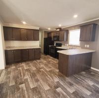 2019 CHAMPION RA2856207 Mobile Home