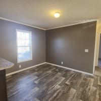 2019 CHAMPION RA2856207 Mobile Home