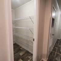 2019 CHAMPION RA2856207 Mobile Home