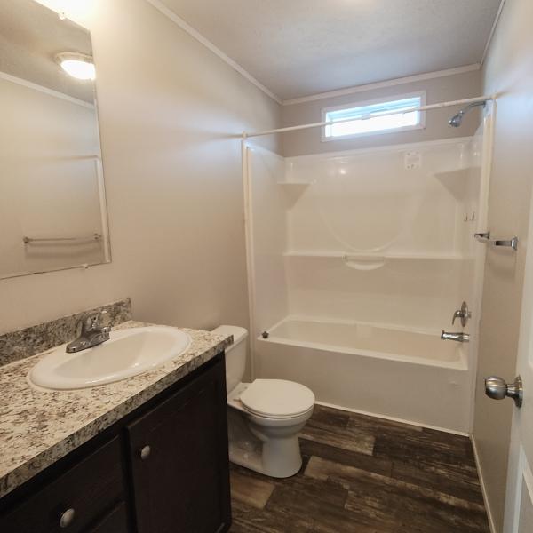 2019 CHAMPION RA2856207 Mobile Home