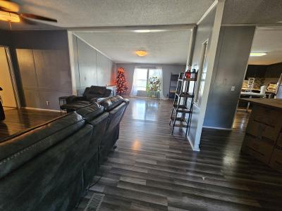 Photo 3 of 9 of home located at 179 Meadowside Drive Kyle, TX 78640