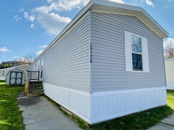 Photo 1 of 2 of home located at 29738 Carousel Lot 492 Novi, MI 48377