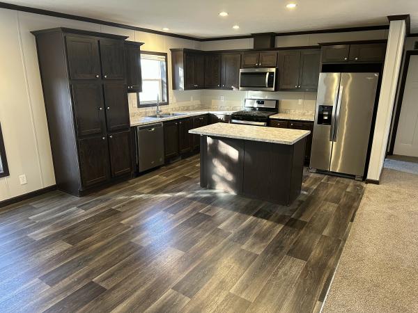 2023 Skyline PGB985P Mobile Home