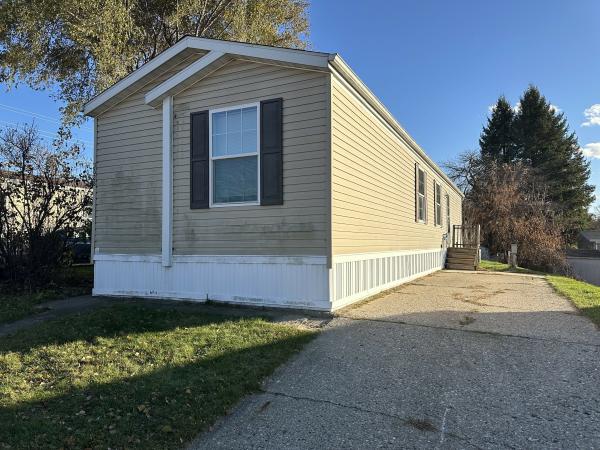 2015 CLAYTON Mobile Home