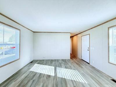 Photo 3 of 34 of home located at 52919 N Zacharias Court #163 Chesterfield, MI 48051