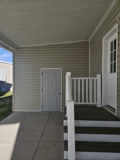 Photo 4 of 42 of home located at 1984 Michael Drive Lot 249 Tarpon Springs, FL 34689