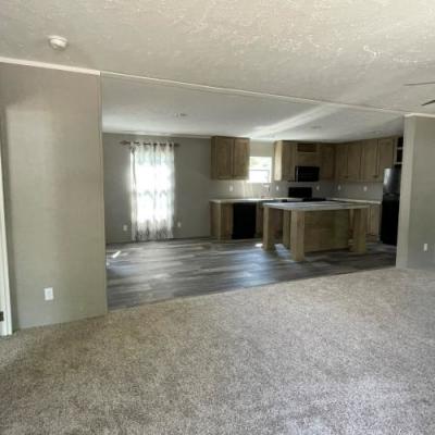 Photo 5 of 10 of home located at 2800 West Memorial Drive #0083 Muncie, IN 47302