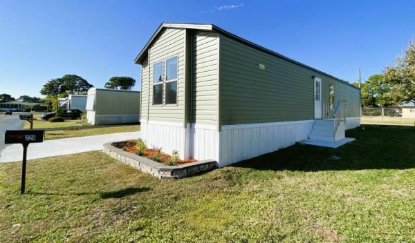 2025 Legacy Housing FG-H-1656-21FKA Manufactured Home