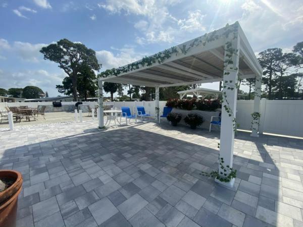 2025 Legacy Housing FG-H-1656-21FKA Manufactured Home