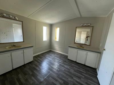 Photo 5 of 7 of home located at 11240 N Northwood Dr. #118 Inglis, FL 34449