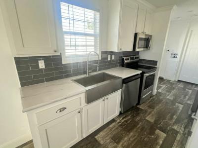 Photo 5 of 21 of home located at 40 Betty Dr Lake Placid, FL 33852